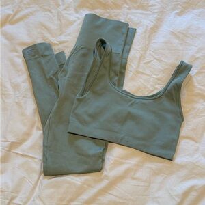 SET Active Matcha Sculptflex Activewear Set